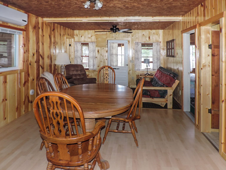 Cabin 4 Dining & Living Room